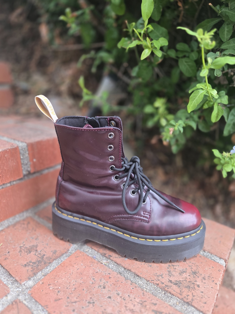Doc Martens V JADON II  Platform  Boots, Cherry Red size 7 L, 6M - Picture 2 of 6